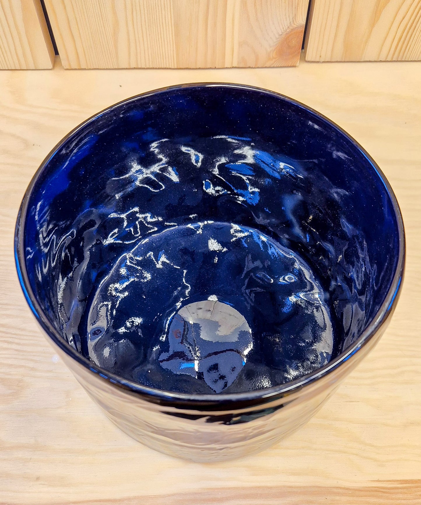 Skål, blå och brun